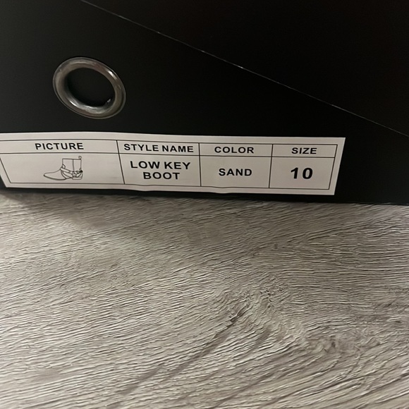 Mens boots from FashionNova - Picture 6 of 6